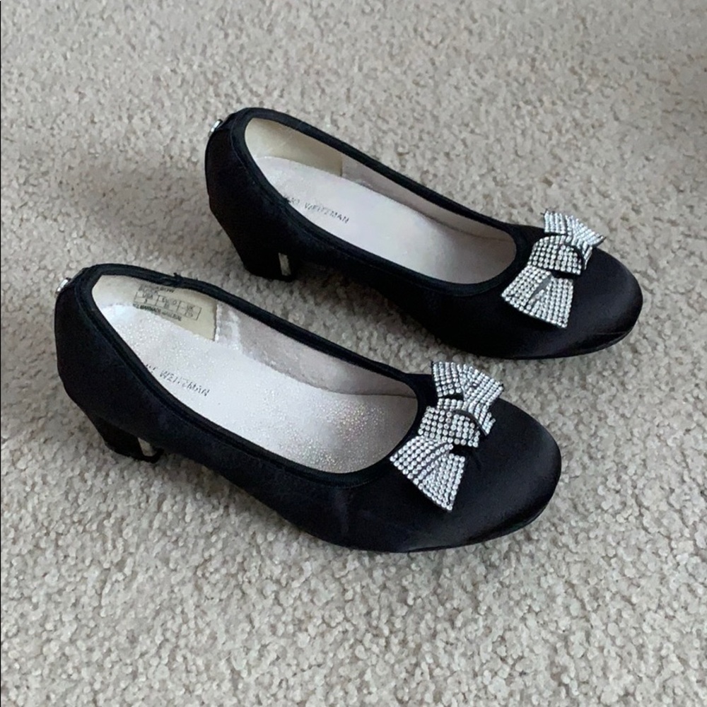 Stuart Weizmann big girl dress shoe